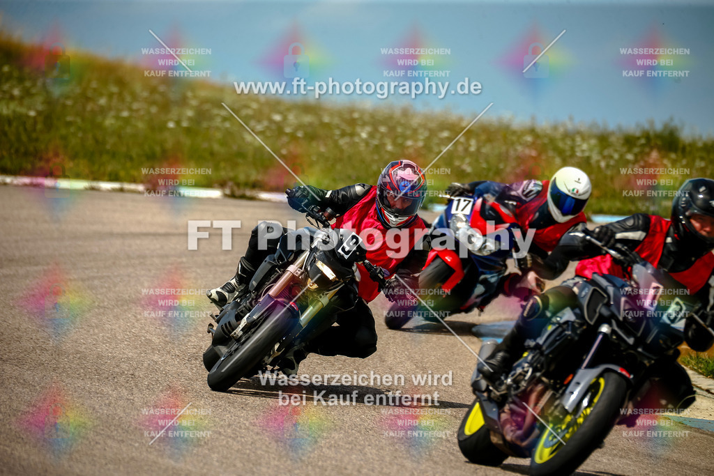 Chambley Juli-2907 | Hier findet Ihr Bilder von Touristenfahrten auf der Nürburgring Nordschleife oder von anderen Veranstaltungen die ich besucht habe. Viel Spass beim Durch Schauen 