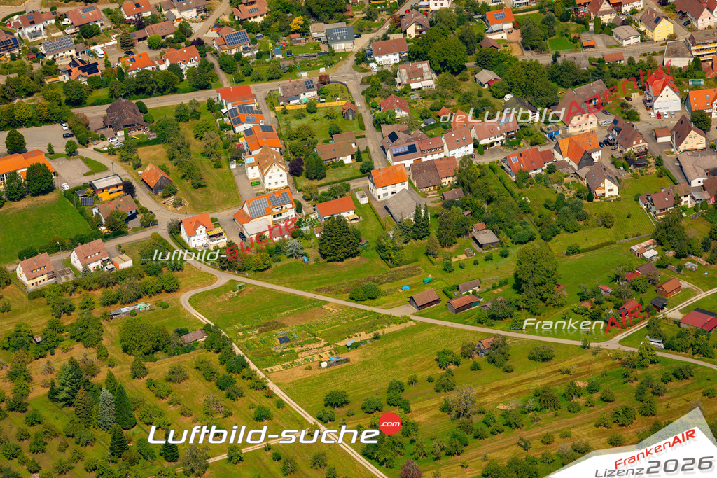 Das Luftbild zeigt : Walddorf Altensteig - Die Luftaufnahme wurde 2024 vom UL-Flugzeug aus erstellt ( keine Drohne ) - Hochauflösende Luftaufnahme - Für grossformatige Ausdrucke geeignet. Die Geschenkidee !Mit Lizenz und Bildrechte bestellbar