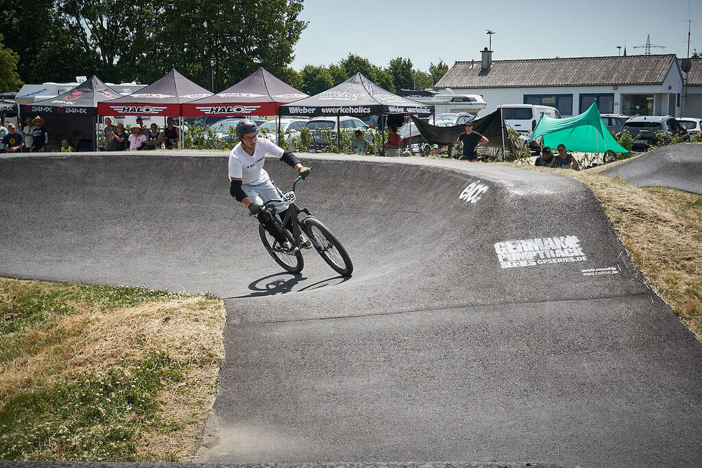 202506251-05 PM25 128@sebastiankopp | German Pumptrack Series - Realisiert mit Pictrs.com