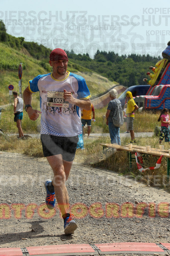 220618_1224_EX1_9825 | Sportfotografie im Rhein-Sieg Kreis, Köln, Bonn, NRW, Rheinland Pfalz, Hessen, etc. Unser Tätigkeitsfeld umfasst den Laufsport vom Volkslauf über den Marathon, Duathlon, Triathon bis zum Ultralauf wie Kölnpfad Ultra oder Schindertrail.
