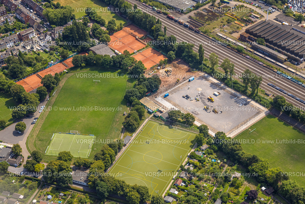 Duisburg250703139Mitte | Luftbild, Sportzentrum mit Fußballstadion, Hockeyplatz und Tennisplätzen Preußen Duisburg, Sportplätze SV Duissern 1923, Duissern, Duisburg, Ruhrgebiet, Nordrhein-Westfalen, Deutschland