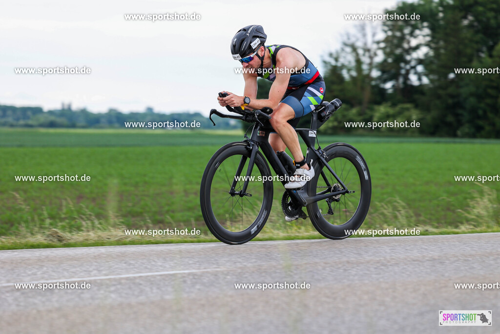 BR8A5588 | Stadttriathlon Erding 2025. #yourpictrs #sportshot_your_pictrs @Sportshotphotography #stadttriathlonerding Copyright: www.sportshot.de