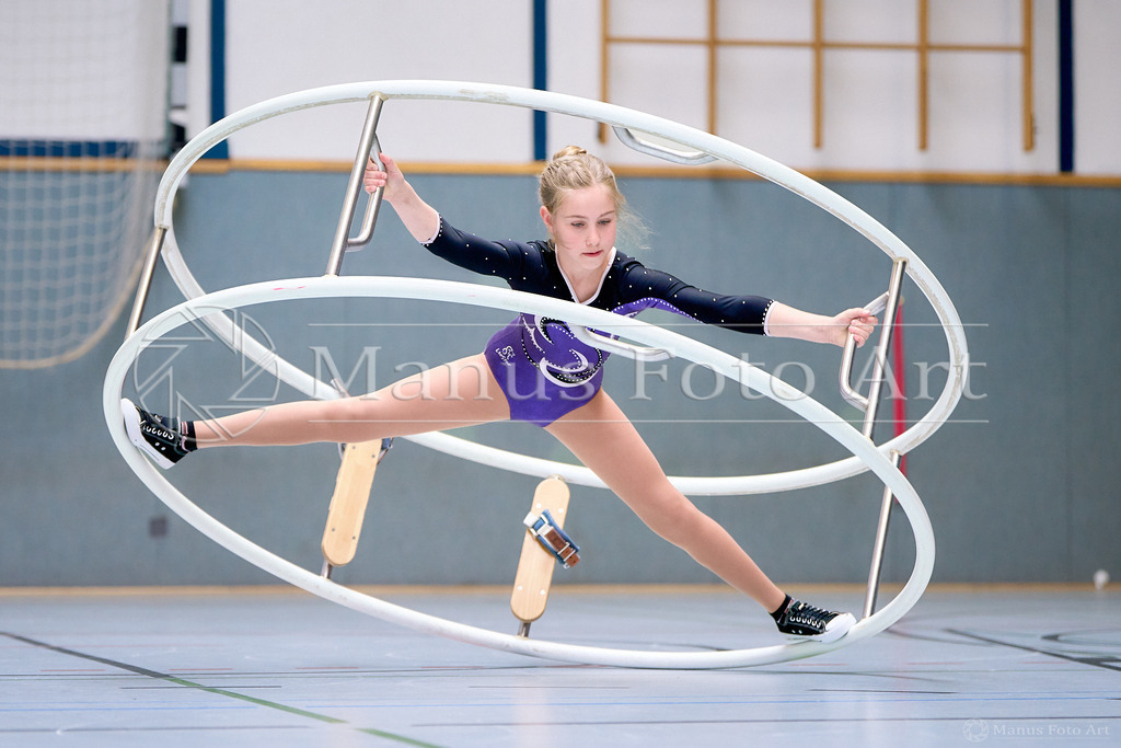 C-DSC06444 | Professionelle Sportfotografie in Hamburg, Schleswig-Holstein und Niedersachsen – spezialisiert auf Rhönrad, Geräteturnen, Leistungsturnen und rhythmische Sportgymnastik. Bundesweite Begleitung von Rhönrad-Events. Jetzt Sport-Fotos - Realisiert mit Pictrs.com
