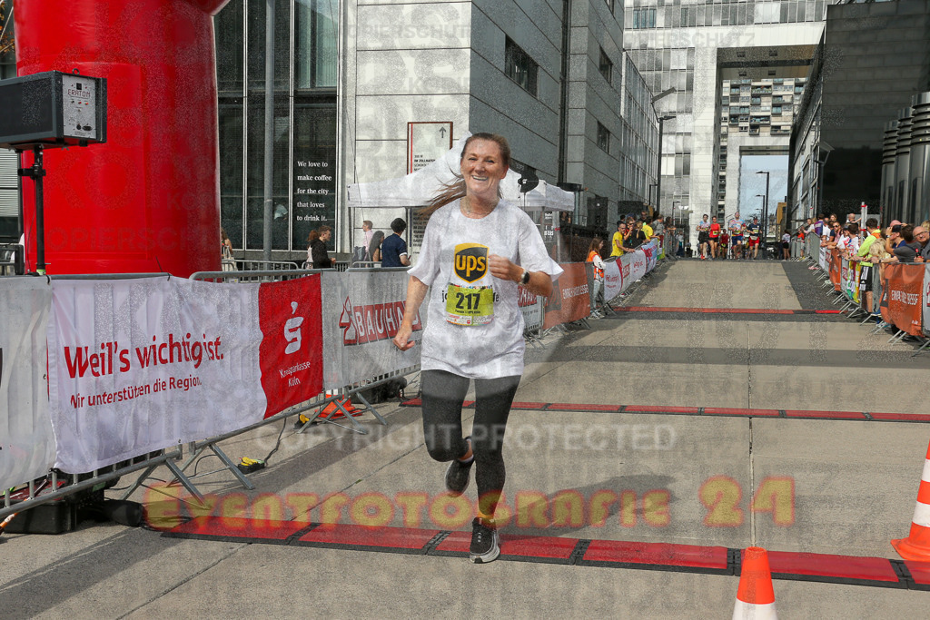 250920_1334_EX1_5521 | Sportfotografie im Rhein-Sieg Kreis, Köln, Bonn, NRW, Rheinland Pfalz, Hessen, etc. Unser Tätigkeitsfeld umfasst den Laufsport vom Volkslauf über den Marathon, Duathlon, Triathon bis zum Ultralauf wie Kölnpfad Ultra oder Schindertrail.