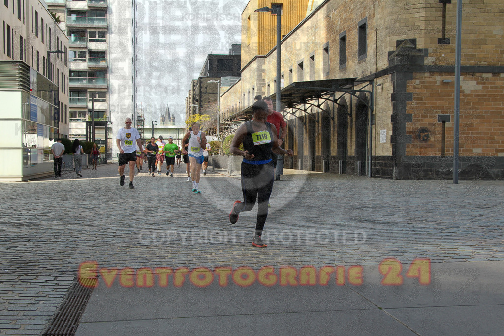 250920_1459_EV4_7767 | Sportfotografie im Rhein-Sieg Kreis, Köln, Bonn, NRW, Rheinland Pfalz, Hessen, etc. Unser Tätigkeitsfeld umfasst den Laufsport vom Volkslauf über den Marathon, Duathlon, Triathon bis zum Ultralauf wie Kölnpfad Ultra oder Schindertrail.