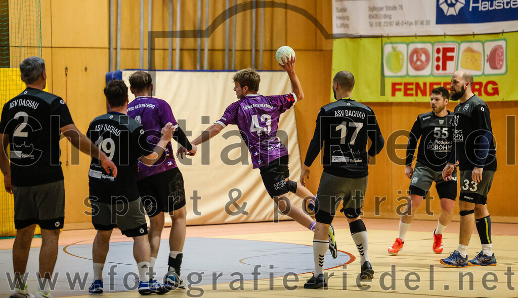 2024-03-23_017_SpVgg_Altenerding_II_gegen_ASV_Dachau_III | Erding, Deutschland, 23.03.2024:
Handball, Bezirksklasse Männer Staffel Süd West 2023 / 2024, 14. Spieltag, SpVgg Altenerding II gegen ASV Dachau III, Endergebnis: 24:32

Marcin Szulc (ASV Dachau, #2), Florian Hoffmann (ASV Dachau, #19), Markus Schorr (SpVgg Altenerding, #4), Luca Niklas Hoehl (SpVgg Altenerding, #43), Nicolas Loderer (ASV Dachau, #17), Sebastian Gith (ASV Dachau, #55), Stefan Gyüge (ASV Dachau, #33)

Foto: Christian Riedel / fotografie-riedel.net