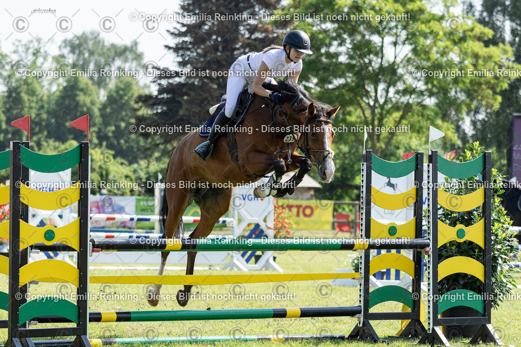 CL5A8204 | Emilia Reinking Fotografie - Realisiert mit Pictrs.com