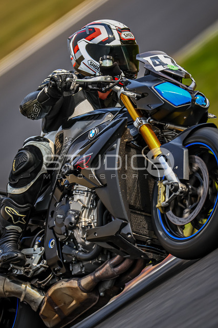 0478-240831_EL-015_478 | Deine Full-Service-Agentur für ✔️Videoproduktionen und ✔️Motorsportfotografie Jetzt Angebot anfragen!