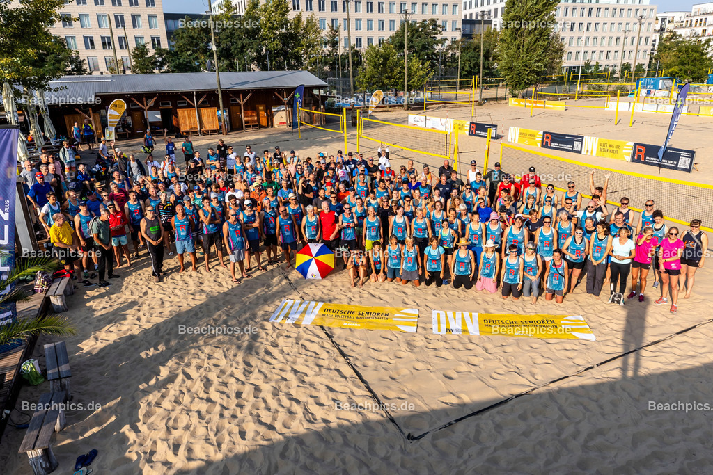 2024-00107699-Deutsche-Senioren-Beach-Meisterschaft |  07.09.2024; Berlin Foto: Gerold Rebsch - www.beachpics.de