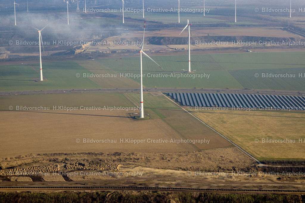 Luftbild Bedburg-8858 | Luftbildfotografie Flügelbruch einer WEA Windkraftanlage in Bedburg im Bundesland Nordrhein-Westfalen, Deutschland - Realized with Pictrs.com
