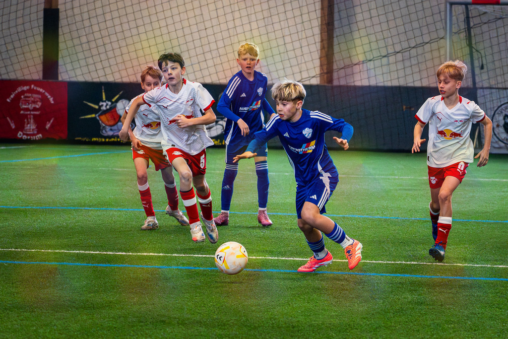 _BLR9534 | Professionelle Fußball- und Sportfotografie. Spielbilder online ansehen und kaufen – Einzelbilder oder komplette Galerien in hoher Qualität. - Realisiert mit Pictrs.com