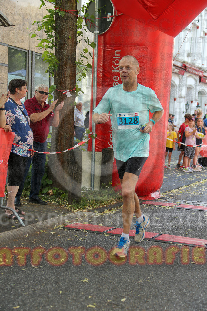 220625_1714_EX1_6435 | Sportfotografie im Rhein-Sieg Kreis, Köln, Bonn, NRW, Rheinland Pfalz, Hessen, etc. Unser Tätigkeitsfeld umfasst den Laufsport vom Volkslauf über den Marathon, Duathlon, Triathon bis zum Ultralauf wie Kölnpfad Ultra oder Schindertrail.