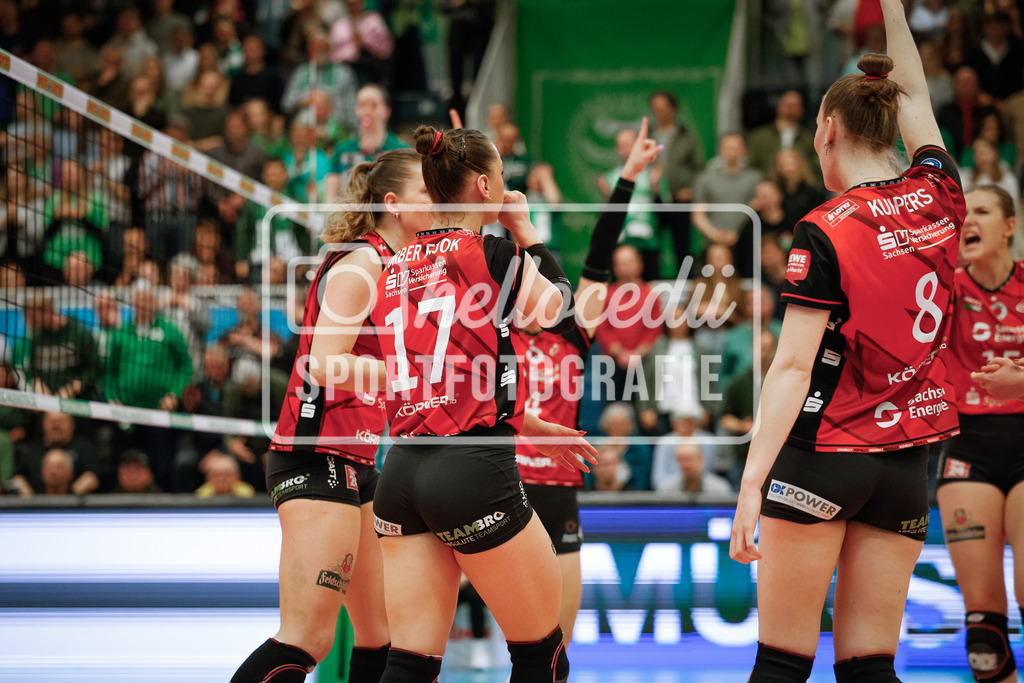 Volleyball I Frauen I Saison 2025-2026 I Bundesliga I Playoff-Viertelfinale 2 I USC Münster - Dresdner SC-46 | realhellocedii - Realisiert mit Pictrs.com