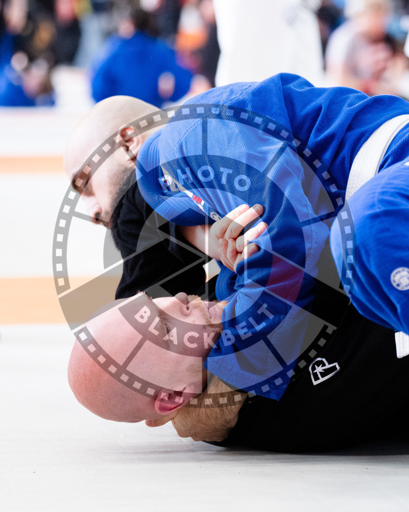20251122PBB12417 | Athletes compete during the Grappling Industries Berlin Jiu-Jitsu and Grappling Championship, on November 22, 2025 in Berlin, Germany. © photoblackbelt