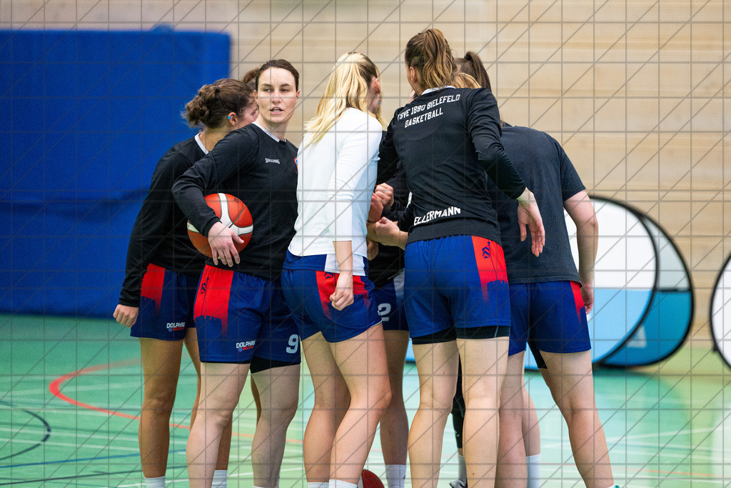 2. DBBL Nord 24/25 | 27.10.2024 | BBC OS vs. TSVE Bielefeld  | 2. DBBL Nord 24/25 | 27.10.2024 | BBC OS vs. TSVE Bielefeld - - - - - CREDIT, www.bullenfotos.de, Martin König, Hörner Weg 40, D-49078 Osnabrück, +4917663732967, Nutzung und Weitergabe nur zu den vereinbarten Zwecken. Presseanfragen an Urheber. Alle Rechte beim Urheber. - - - - - - Realisiert mit Pictrs.com