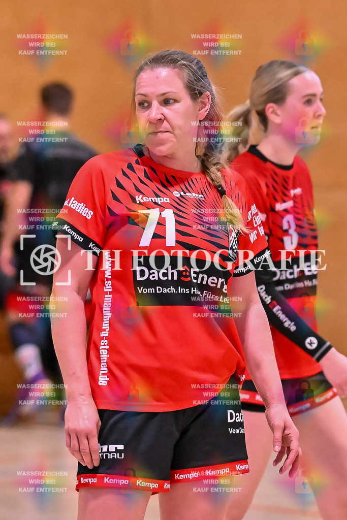 GER, SG Maulburg/Steinen - HB Kinzigtal, Handball, Suedbadenliga, 22. Spieltag, Saison 2023/2024, 27.04.2024 | Sabrina Gruber (SG Maulburg/Steinen, #71), Leonie Kiefer (SG Maulburg/Steinen, #03)

GER, SG Maulburg/Steinen - HB Kinzigtal, Handball, Suedbadenliga, 22. Spieltag, Saison 2023/2024, 27.04.2024

Foto: TH Fotografie/Thomas Hess