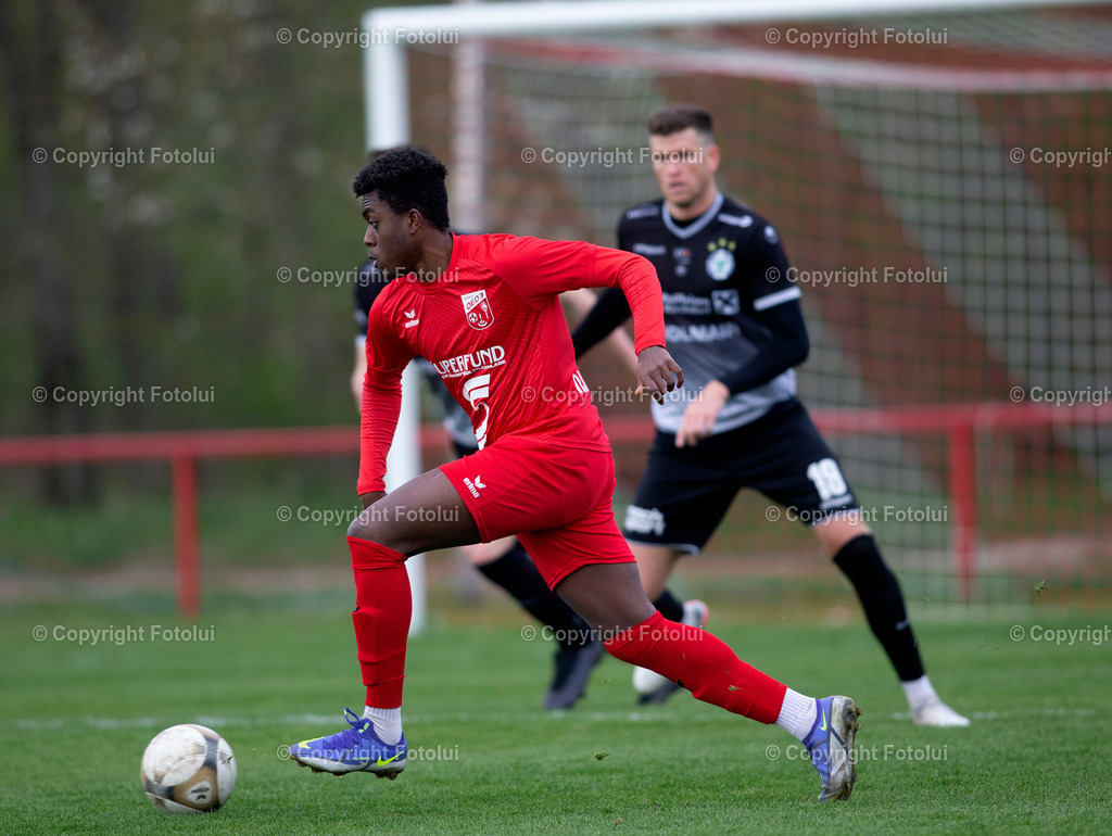 A_LUI_16042022_28 | SPORT,FUSSBALL,LT1 OOE LIGA ASKOE OEDT-SV MICHELDORF 16.04..2022 IM BILD: FRANCIS MENSAH BARFO (OEDT)  FOTO:FOTOLUI