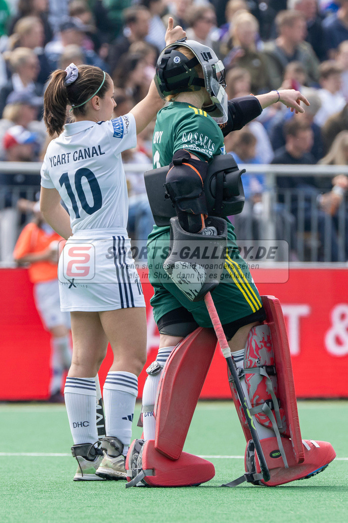 Final4_20240519-1149-0050 | Bonn, Deutschland, 19.05.2024: Clara Ycart Canal (Duesseldorfer HC), Femke Jovy (Duesseldorfer HC) in Aktion waehrend des Spiels der Deutsche Feldhockey-Meisterschaften 2024 zwischen Final 4 Damen Finale Düsseldorfer HC - Mannheimer HC im Bonner THV am 19.05.2024 in Bonn, Deutschland. (Foto von Stephan Fehrmann)

Bonn, Germany, 19.05.2024: Clara Ycart Canal (Duesseldorfer HC), Femke Jovy (Duesseldorfer HC) in action during the game of Deutsche Feldhockey-Meisterschaften 2024 between Final 4 Damen Finale Düsseldorfer HC - Mannheimer HC in Bonner THV at 19.05.2024 in Bonn, Deutschland. (Foto from Stephan Fehrmann)