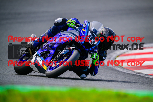 MaZZes_FotoMatrix_240531_6007705_0037 | R7