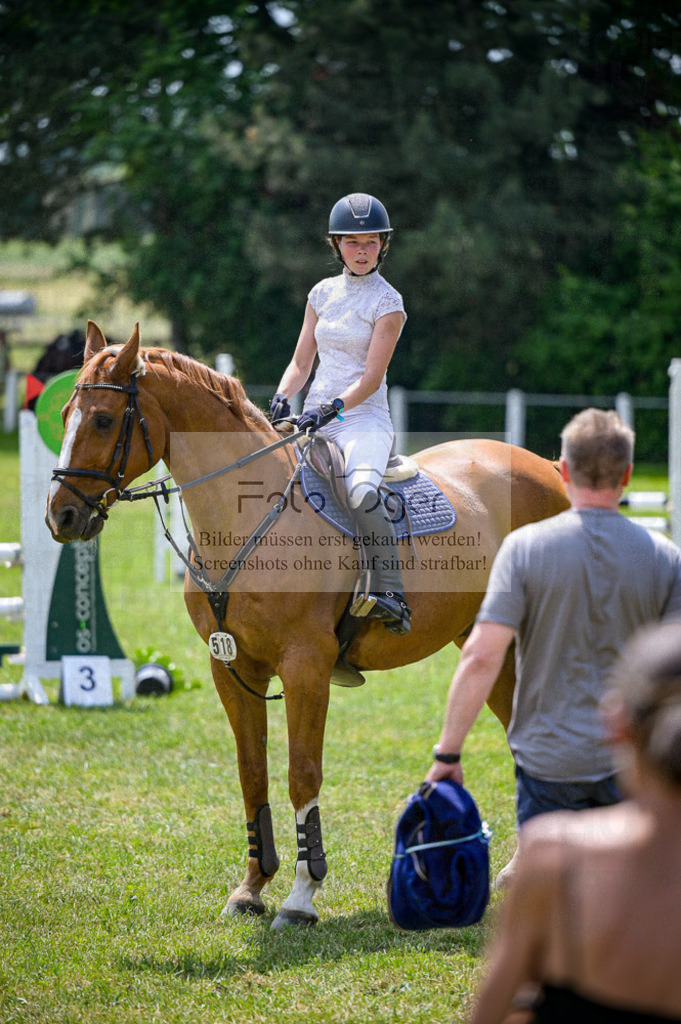 Reitturnier Voxtrup | Entdecke hochwertige Reitturnierfotos von Foto Oger. Professionell, emotional und authentisch – jetzt Lieblingsmomente im Shop bestellen.Deutschlandweite Turnierfotografie. - Realisiert mit Pictrs.com