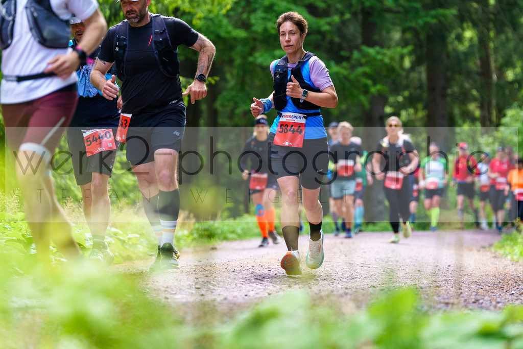 Rennsteiglauf Marathon 2025 | Marathon von Neuhaus/Rwg. nach Schmiedefeld/Rstg. am 17. Mai 2025