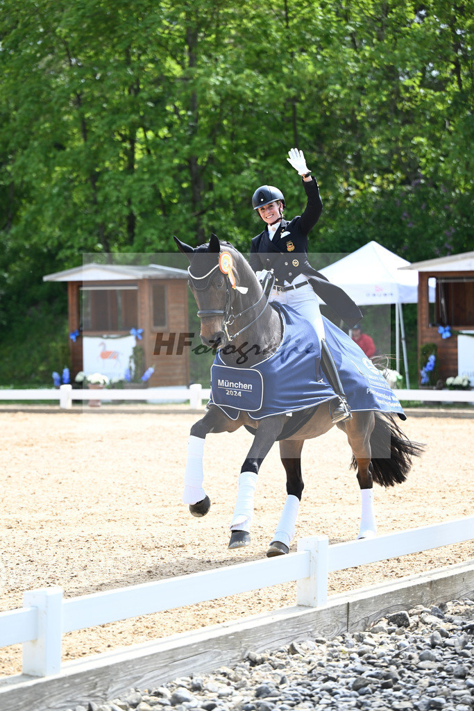 v Bredow-Werndl_TSF Dalera BB_12244580 | hf-fotografie - Realisiert mit Pictrs.com