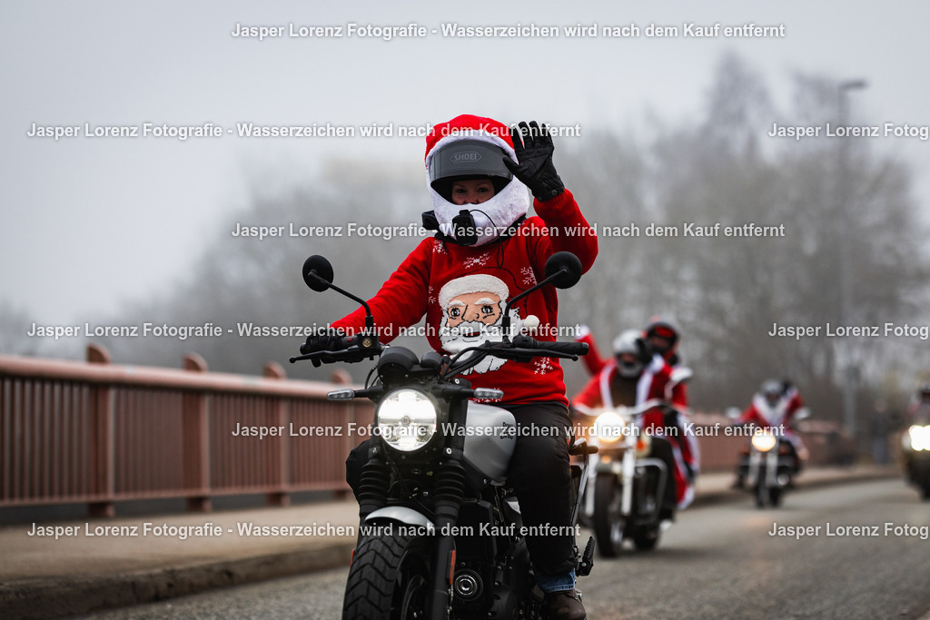 X-Mas Ride I Kiel I 2025 | Jasper Lorenz Fotografie - Realisiert mit Pictrs.com