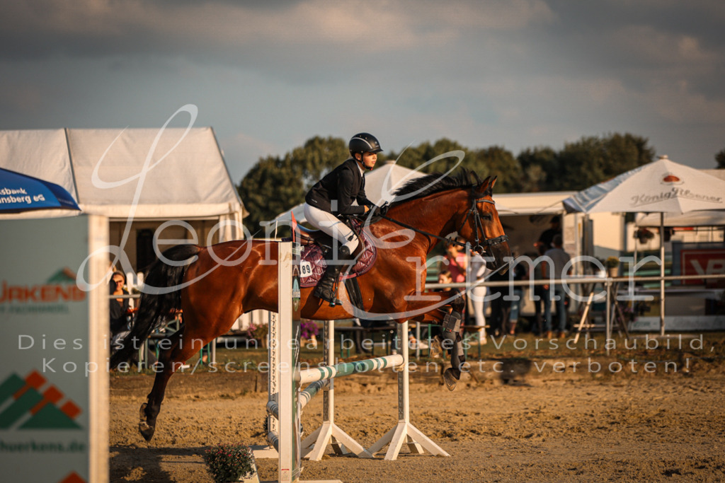 08.FrSpE00312 | Leoni Ertmer Photography - Realisiert mit Pictrs.com