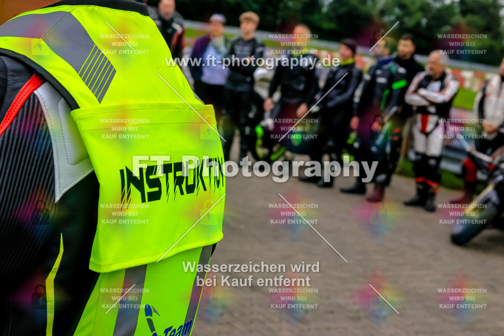 VBK-7394 | Hier findet Ihr Bilder von Touristenfahrten auf der Nürburgring Nordschleife oder von anderen Veranstaltungen die ich besucht habe. Viel Spass beim Durch Schauen 