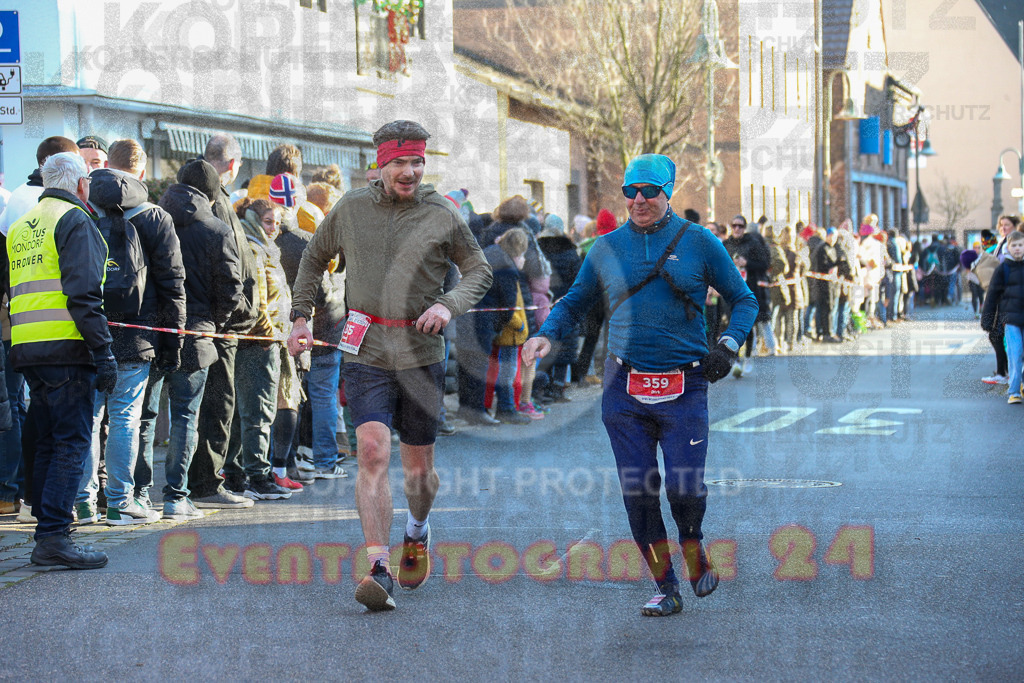 241201_1232_EX1_2609 | Sportfotografie im Rhein-Sieg Kreis, Köln, Bonn, NRW, Rheinland Pfalz, Hessen, etc. Unser Tätigkeitsfeld umfasst den Laufsport vom Volkslauf über den Marathon, Duathlon, Triathon bis zum Ultralauf wie Kölnpfad Ultra oder Schindertrail.
