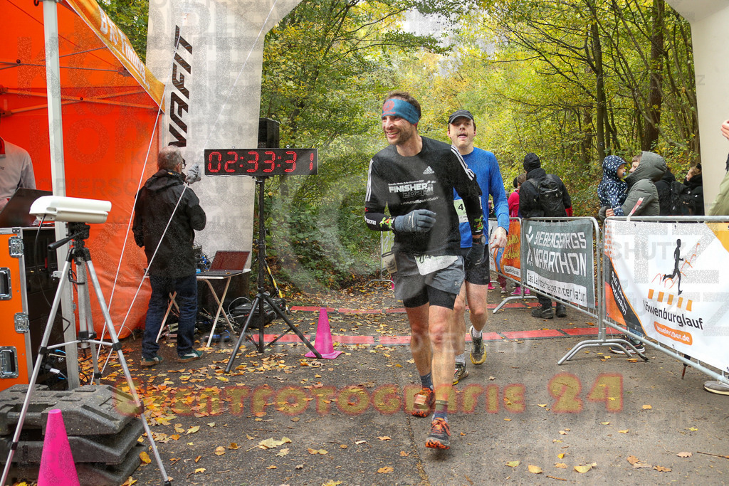 251026_1235_EX1_0748 | Sportfotografie im Rhein-Sieg Kreis, Köln, Bonn, NRW, Rheinland Pfalz, Hessen, etc. Unser Tätigkeitsfeld umfasst den Laufsport vom Volkslauf über den Marathon, Duathlon, Triathon bis zum Ultralauf wie Kölnpfad Ultra oder Schindertrail.
