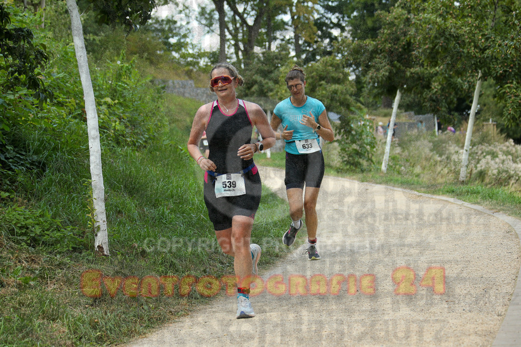 250824_1430_EX1_6441 | Sportfotografie im Rhein-Sieg Kreis, Köln, Bonn, NRW, Rheinland Pfalz, Hessen, etc. Unser Tätigkeitsfeld umfasst den Laufsport vom Volkslauf über den Marathon, Duathlon, Triathon bis zum Ultralauf wie Kölnpfad Ultra oder Schindertrail.
