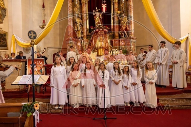 MAE-pic_756 | Der online Fotoshop des Inzeller Fotografen MAE - Marc Anton Eicher. Hier können Sie ihre Fotos und Stockfotos online bestellen als Download oder als Ausdruck, der ihnen bequem nach Hause geschickt wird.
Ihr Marc Anton Eicher - der Inzeller Fotograf - Realisiert mit Pictrs.com