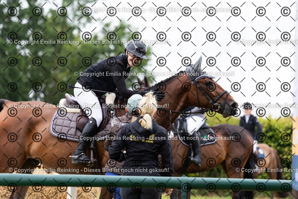 CL5A5004 | Emilia Reinking Fotografie - Realisiert mit Pictrs.com