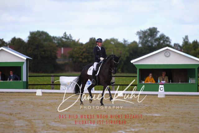 DKP45194 | Turniersportfotografie; Pferdefotografie; Dressurfotografie