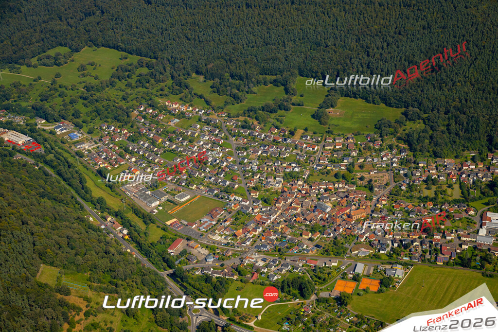 Das Luftbild zeigt :  Weilbach - Die Luftaufnahme wurde 2024 vom UL-Flugzeug aus erstellt ( keine Drohne ) - Hochauflösende Luftaufnahme - Für grossformatige Ausdrucke geeignet. Die Geschenkidee !Mit Lizenz und Bildrechte bestellbar