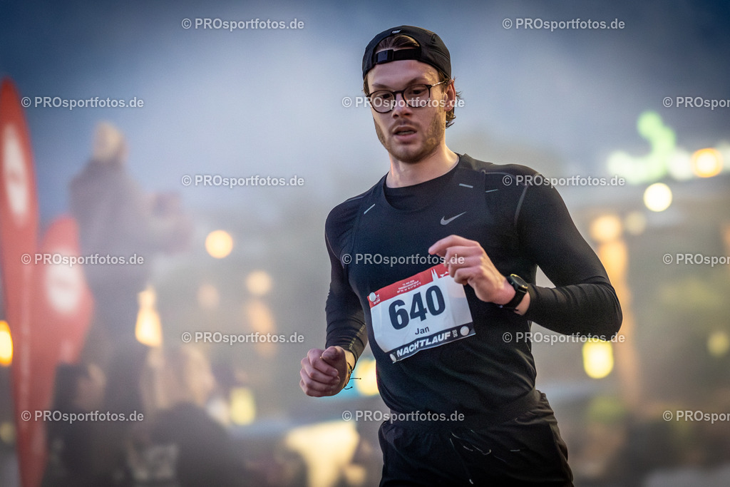 23. ASV Nachtlauf; Koeln, 13.05.26 | Impressionen vom 23. ASV Nachtlauf am 13.05.26 am Tanzbrunnen in Koeln. Foto: BEAUTIFUL SPORTS/Axel Kohring