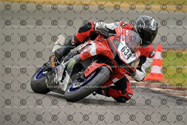 25bt05-0177 | markuskiefer.com - Realisiert mit Pictrs.com