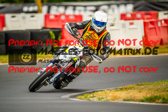 MaZZes_FotoMatrix_230701_9615 | UE40