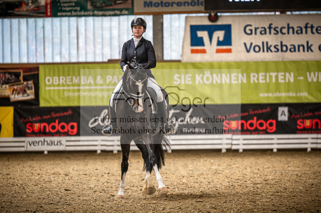 DOS_2472 | Entdecke hochwertige Reitturnierfotos von Foto Oger. Professionell, emotional und authentisch – jetzt Lieblingsmomente im Shop bestellen.Deutschlandweite Turnierfotografie. - Realisiert mit Pictrs.com