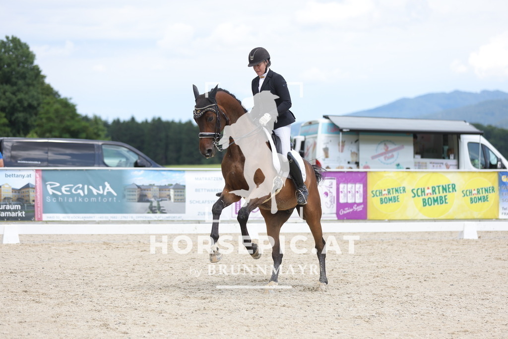 0P6A5913 | Willkommen bei Brunnmayr - Design & Fotografie – Ihrem Spezialisten für Reitturniere und Pferdeveranstaltungen in Oberösterreich, Salzburg und Bayern! Seit über 17 Jahren sind wir leidenschaftlich dabei.