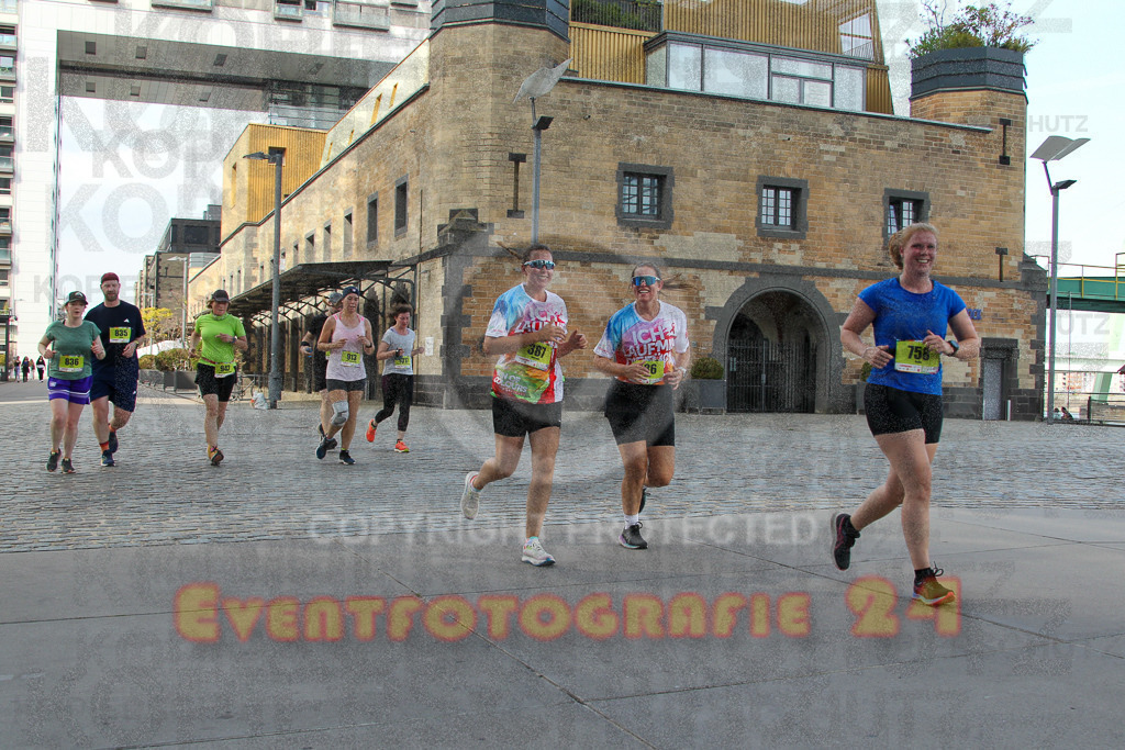 250920_1502_EV4_7943 | Sportfotografie im Rhein-Sieg Kreis, Köln, Bonn, NRW, Rheinland Pfalz, Hessen, etc. Unser Tätigkeitsfeld umfasst den Laufsport vom Volkslauf über den Marathon, Duathlon, Triathon bis zum Ultralauf wie Kölnpfad Ultra oder Schindertrail.