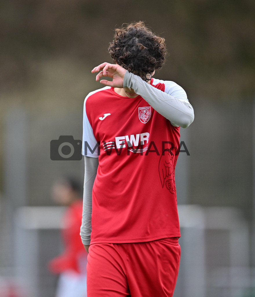 Fussball I Herren I Saison 2025-2026 I Bundesliga I 6. Spieltag I Eintracht Frankfurt - FC Bayern München  | MWMARA - Realisiert mit Pictrs.com