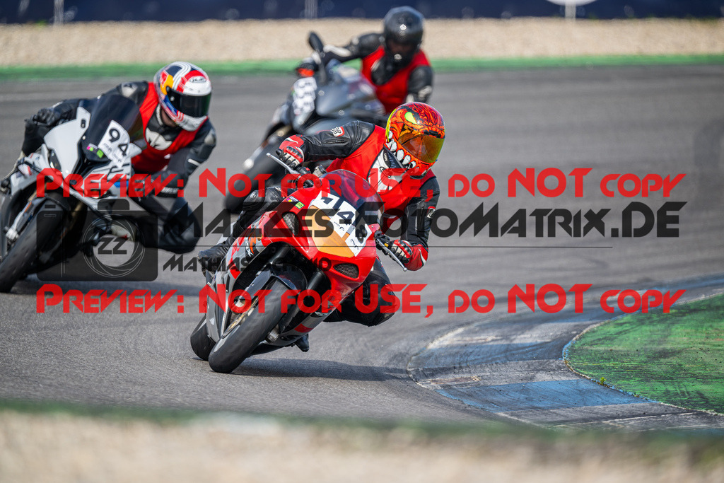 MaZZes_FotoMatrix_240701_6007705_1183 | INST