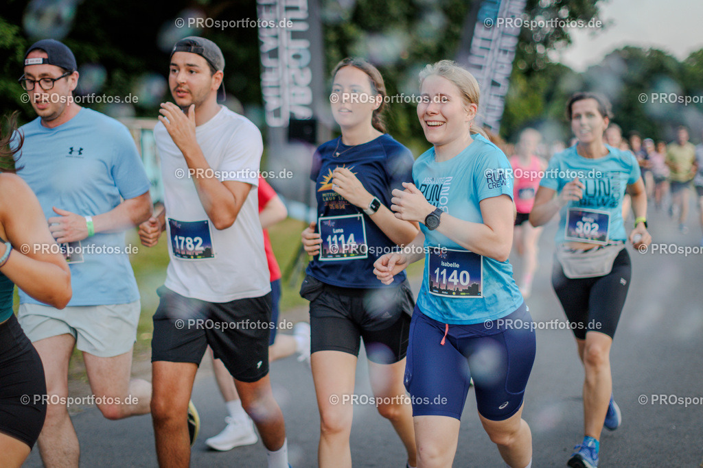 Sparda-Bank Nachtlauf Bonn; Bonn, 18.06.2025 | Impressionen vom Sparda-Bank Nachtlauf Bonn am 18.06.2025 in Bonn (Nordrhein-Westfalen). 