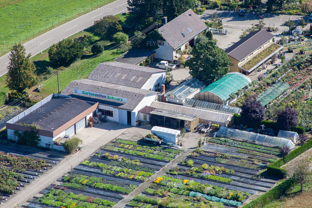 Luftbild: Gartenzeiten Schwarz im Ortsteil Bodersweier in Kehl im Bundesland Baden-Württemberg in Deutschland. – Foto: IMG_20627.jpg vom 31.08.2009 durch Werner Riehm/FLY-FOTO.de – Auflösung des Originals: 4752 x 3168 px – Gartenzeiten Schwarz