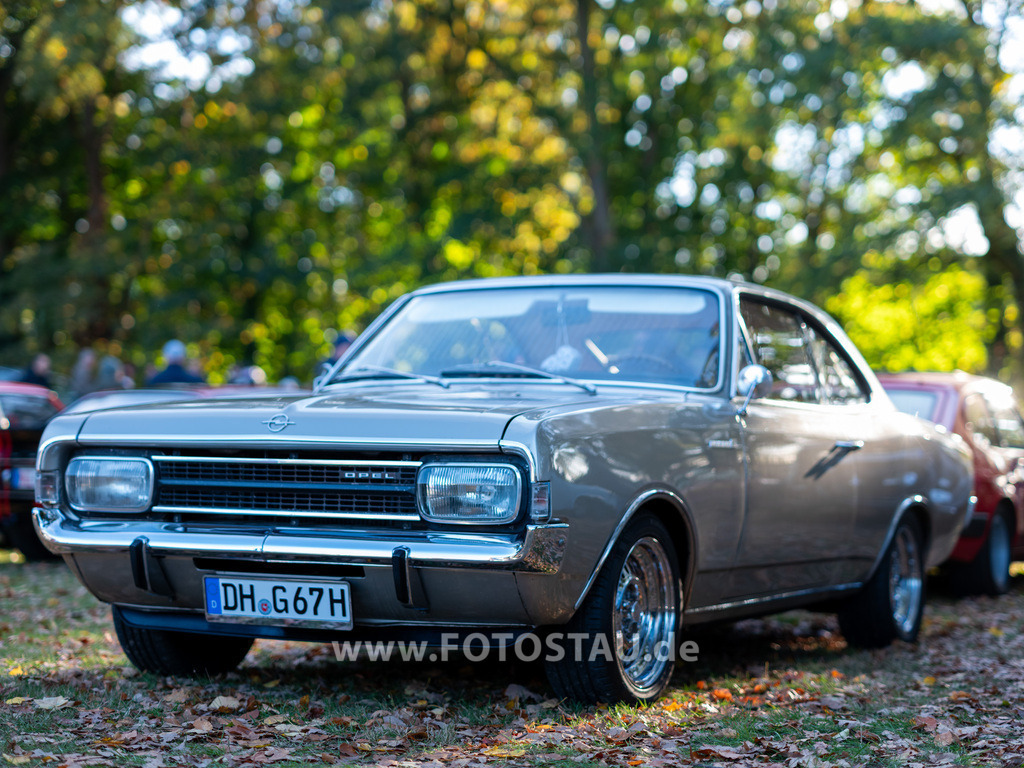 20251018-00219 | Erleben Sie hier die Faszination der klassischen Fahrzeuge in Bildern und lassen sich begeistern! - Realisiert mit Pictrs.com