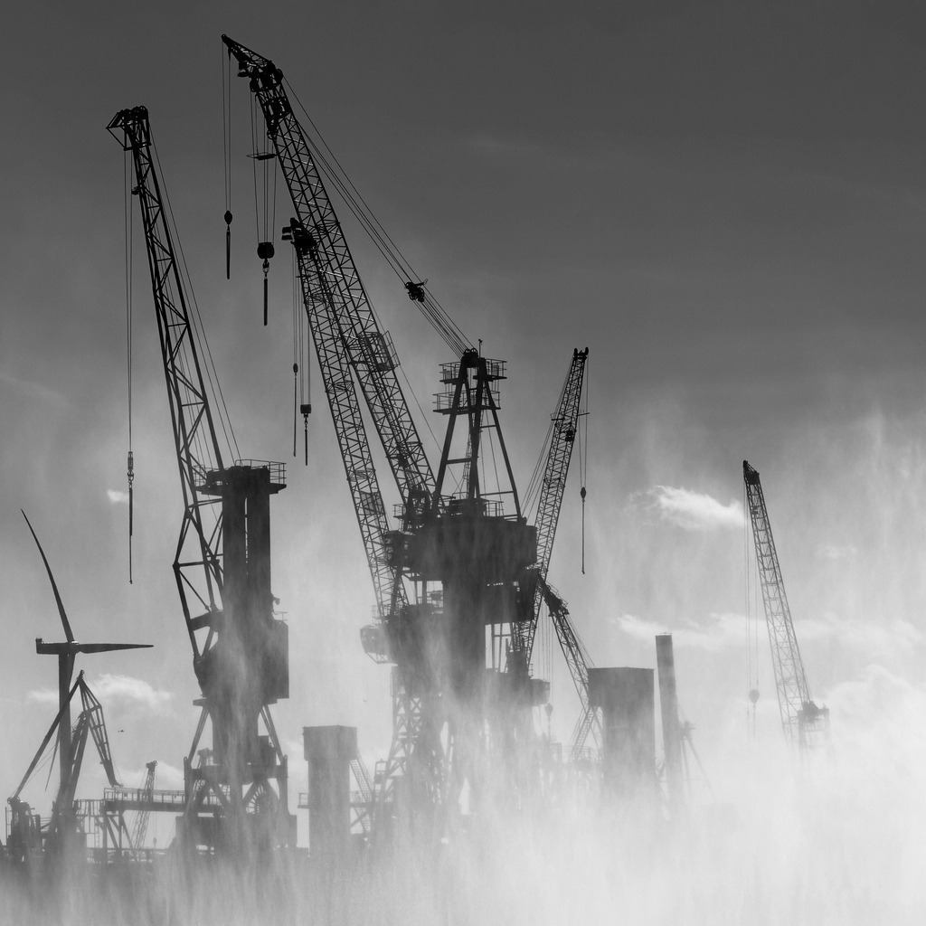 kraene sw | Kaufen Sie Hamburg Bilder und Hamburg Fotos auf Leinwand, Acrylglas, Alu-Dibond, oder als Poster in Hamburgs großer Onlinegalerie. Elbphilharmonie Bilder, Hamburger Hafen, Speicherstadt, Alster und viel mehr.