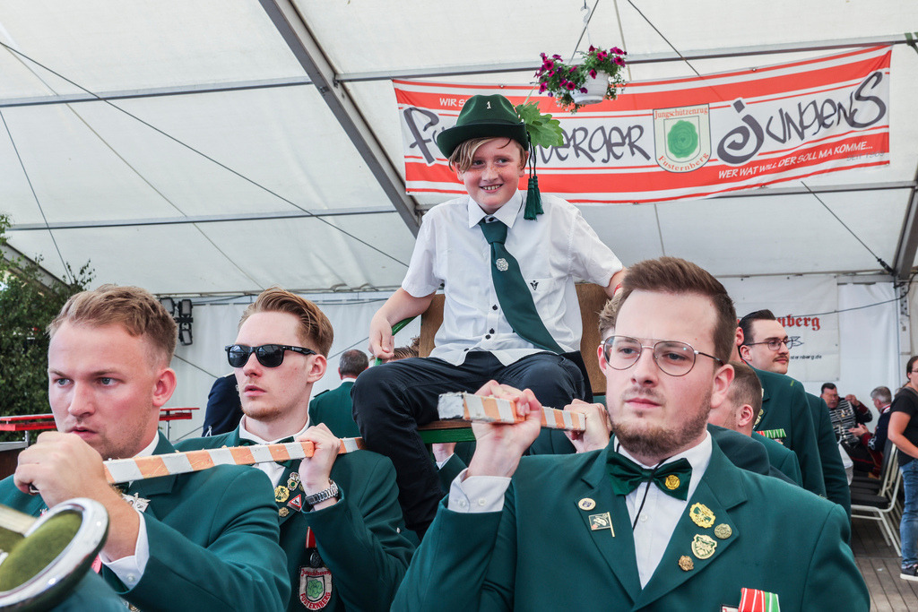 top-top.de 240601-061 | Foto, Video, Fotografie, Videografie, Fotobox, DJ, Discjockey, Musik, Musikbox, Veranstaltung, Photobooth, Amazon, Ebay, Buchtipp, Bestseller, Autor, Verlag, Buch, Wesel, Hamminkeln, NRW, Dinslaken, Rees, Drohne, Hochzeit, Party, Fotobox, Wesel, Fotograf