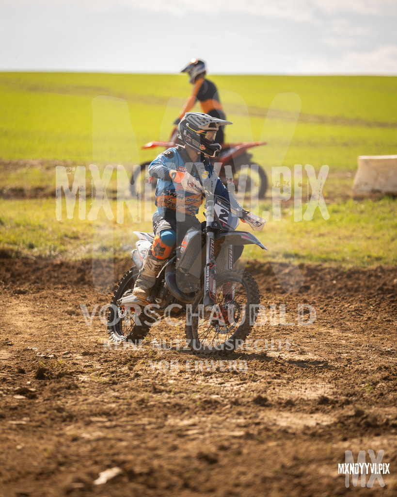 866A3297 | mxndyyvipix